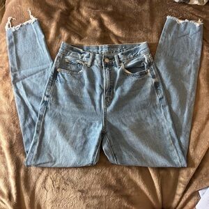 American Eagle Mom Jeans – Size 0